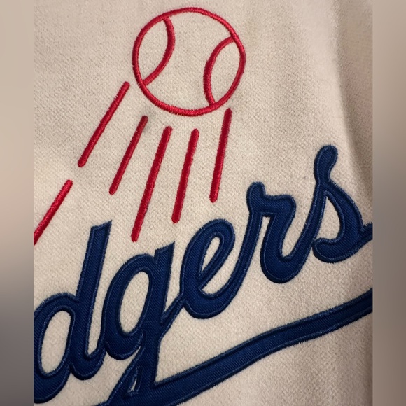 MLB Genuine Merchandise Reversible Los Angeles Dodgers Varsity Jacket NWOT - Picture 9 of 14